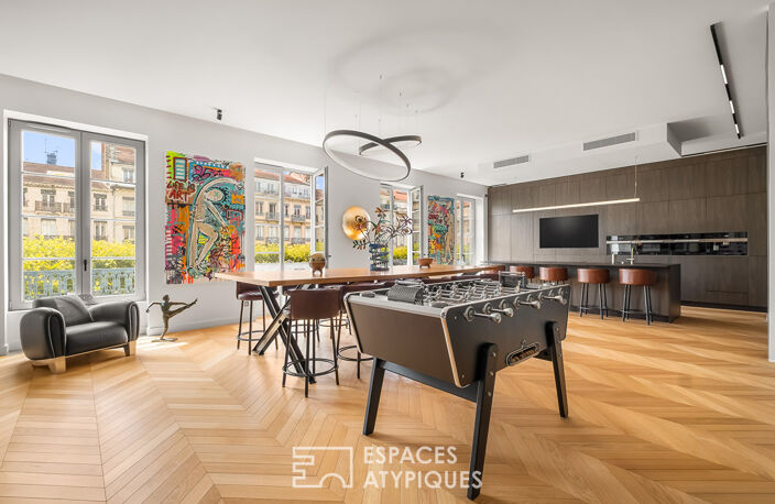Appartement bourgeois d'exception rénové par architecte avec balcon filant - cours Franklin Roosevelt — photo 2
