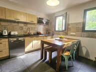 Maison T6 de 115m² sur parcelle de 480m², piscine, stationnement, au calme — photo 4