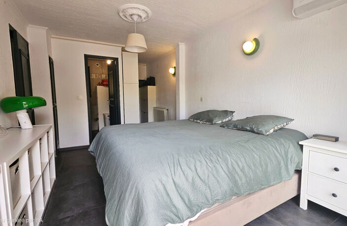 Maison T6 de 115m² sur parcelle de 480m², piscine, stationnement, au calme — photo 5