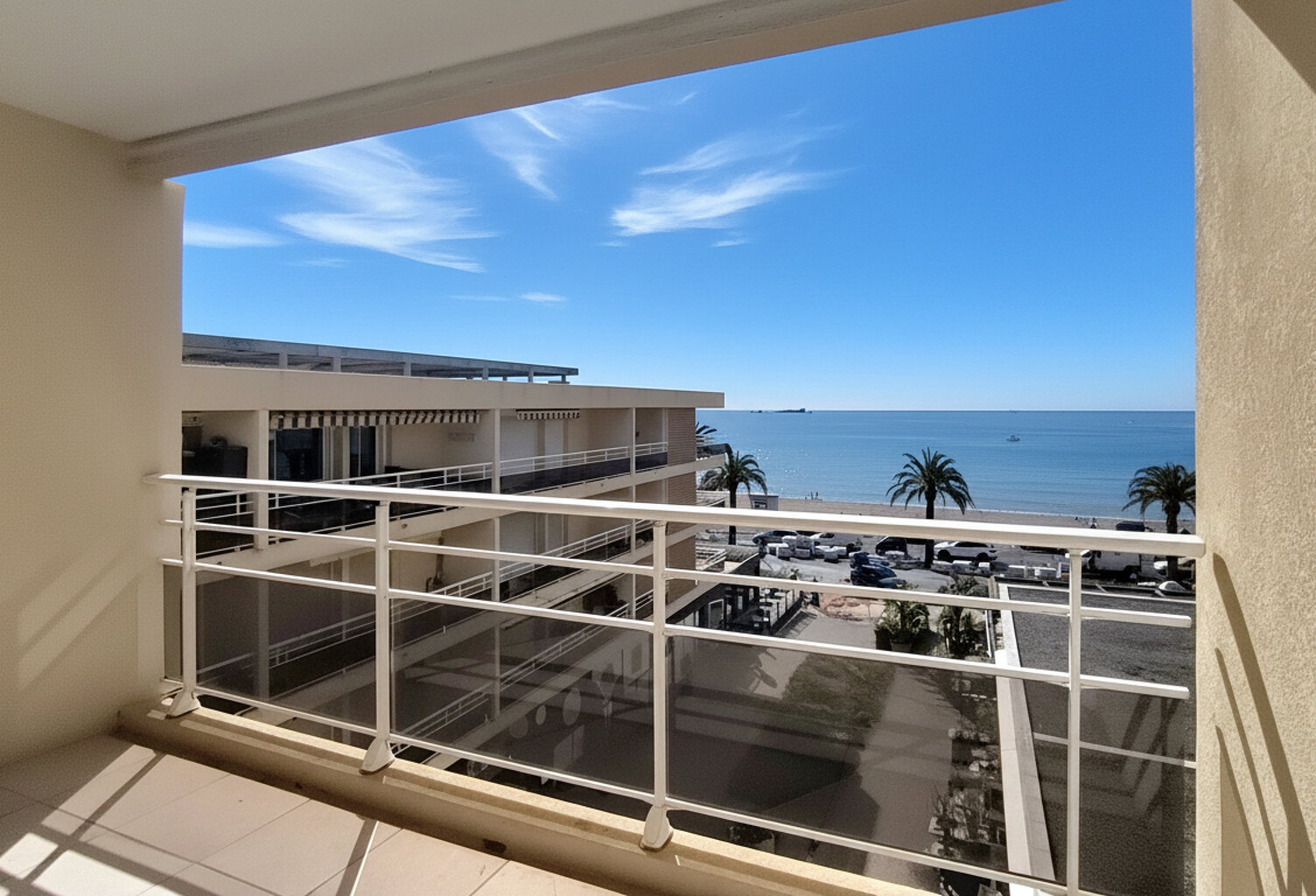 FREJUS PLAGE T2 VUE MER — photo 1