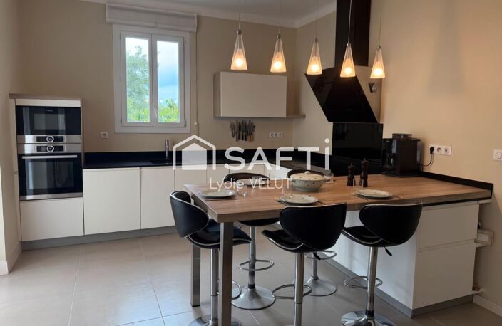 Maison 5 pieces 160 m² — photo 2