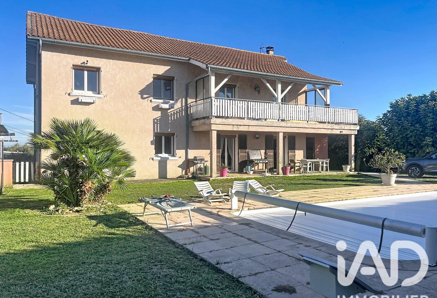 Vente Maison/villa 8 pièces — photo 1