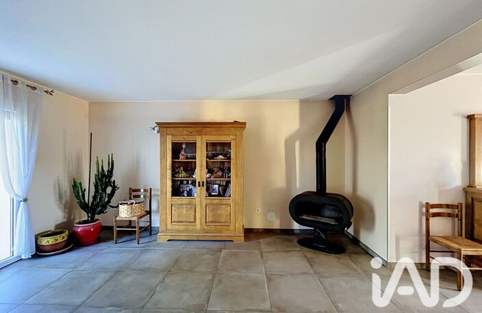 Vente Maison/villa 8 pièces — photo 3