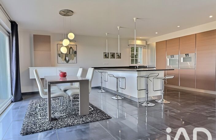 Vente Maison/villa 7 pièces — photo 3