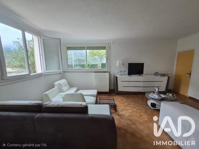 Vente Maison traditionnelle 8 pièces — photo du bien