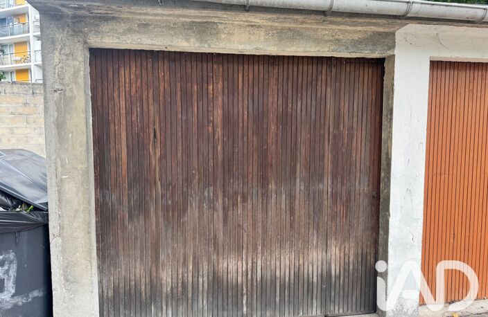 Vente Garage 13 m&sup2; — photo 2