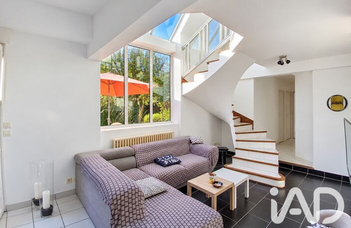 Vente Maison/villa 7 pièces — photo 2