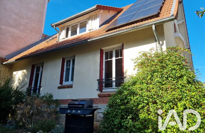 Vente Maison/villa 8 pièces — photo 2