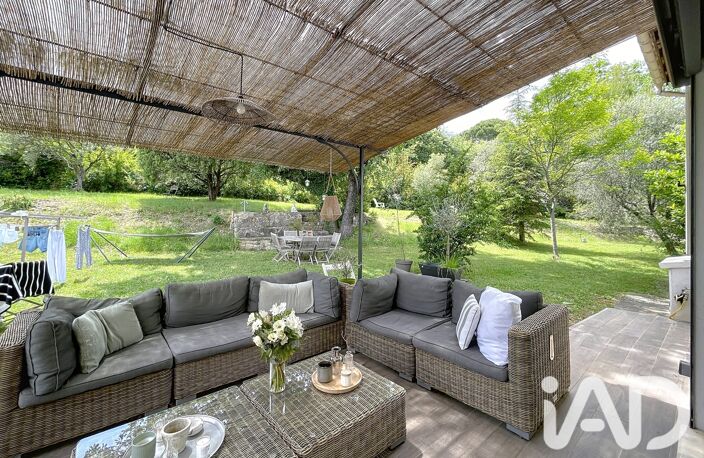 Vente Maison/villa 7 pièces — photo 2
