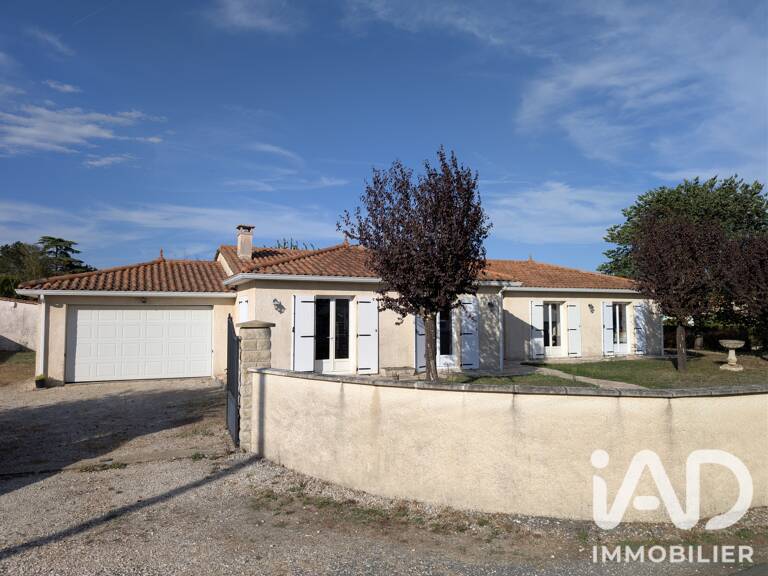 Vente Maison/villa 8 pièces — photo 1