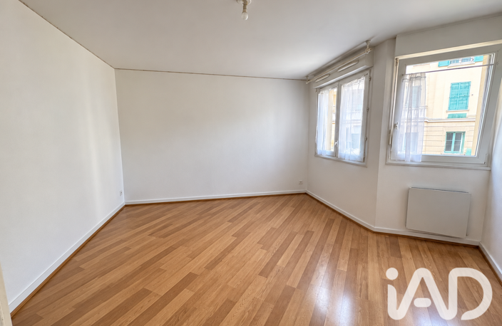 Location Appartement 1 pièce — photo 2