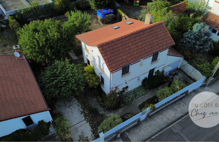 Vente maison 4 chambres à Saint André les Vergers, proche de — photo 2
