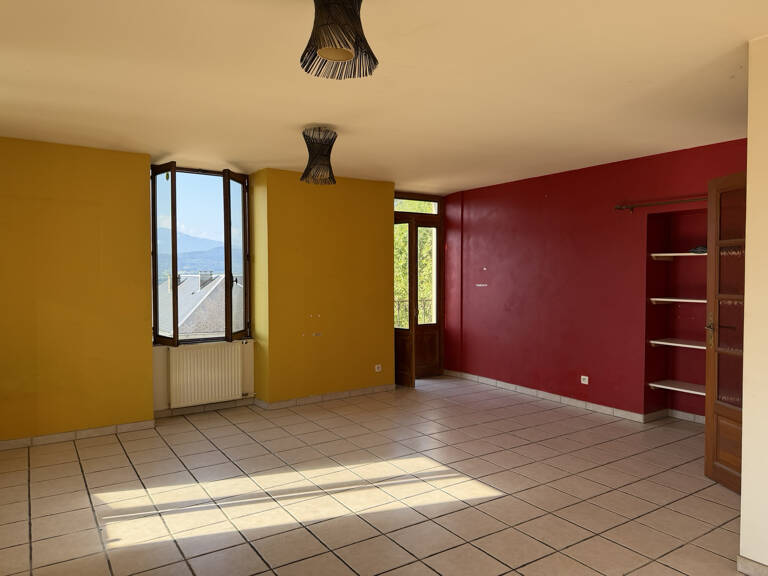 Appartement T3 au centre du village — photo 1