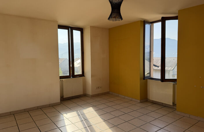 Appartement T3 au centre du village — photo 2