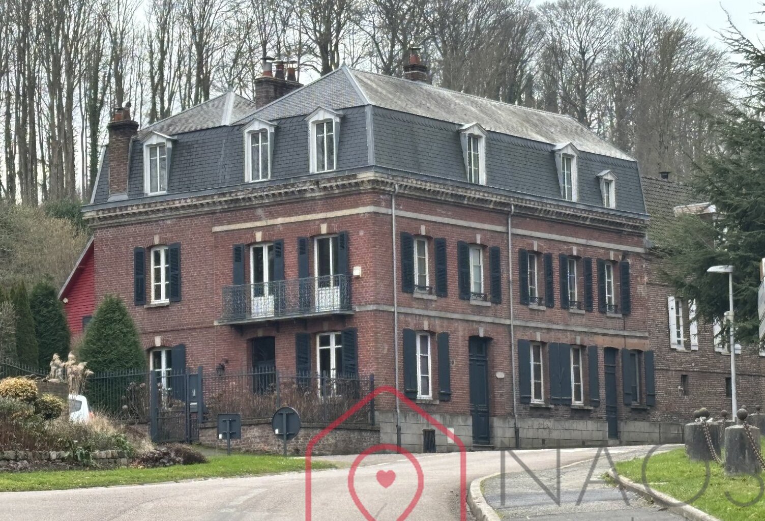 Maison de caractère  283,13 m² habitables — photo 1