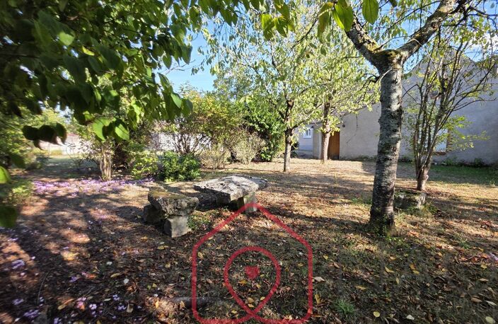 Chaingy - Centre-bourg -  Longère atypique de 196m2 habitables — photo 5