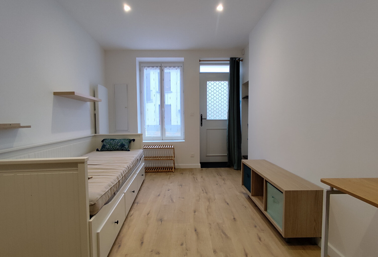 STUDIO MEUBLE - POITIERS — photo 1
