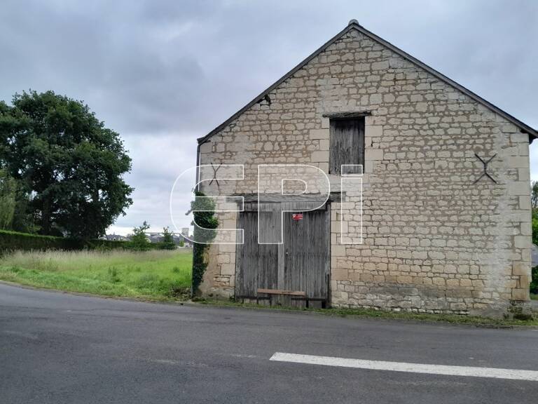 ref9109. Terrain constructible de 2750 m2 non viabilisé. Eau é — photo 1
