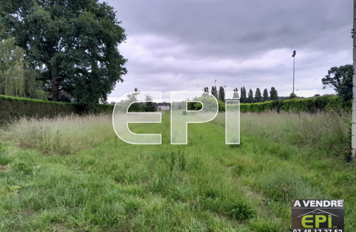 ref9109. Terrain constructible de 2750 m2 non viabilisé. Eau é — photo 4