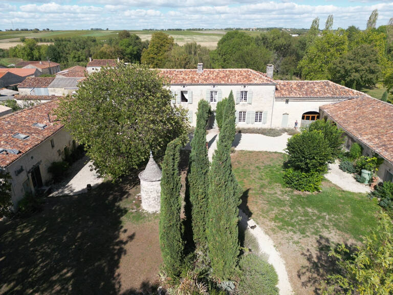 Un remarquable logis...avec gîte — photo 1