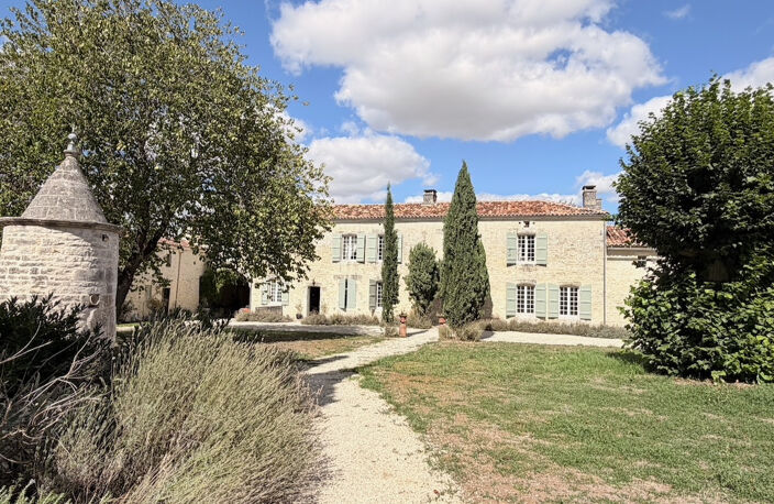 Un remarquable logis...avec gîte — photo 2