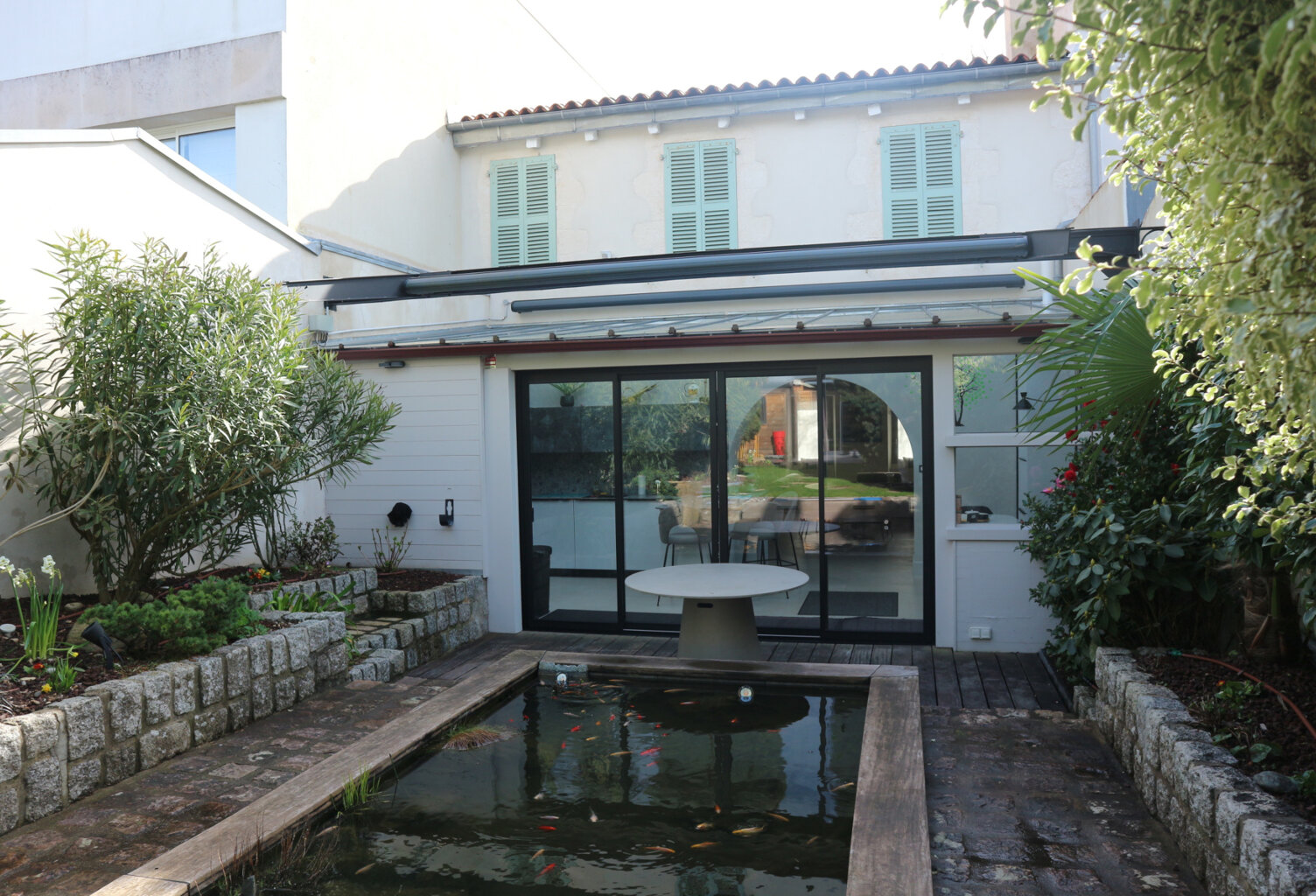 DEMEURE ANCIENNE DE 180 M2 AVEC SON STUDIO. RENOVEE EN 2022 — photo 1