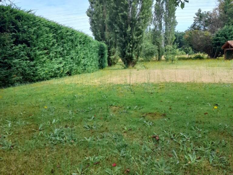 Terrain à bâtir à Périssac (33240) — photo 1
