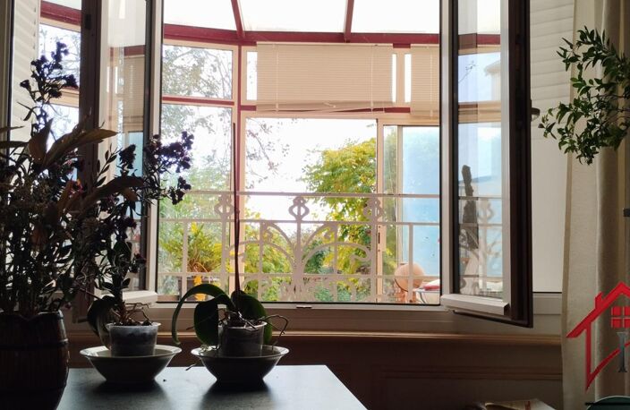 Maison d'artiste, dix pièces, 330 mètres carrés — photo 4