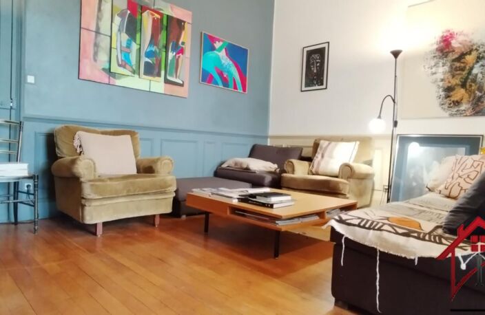 Maison d'artiste, dix pièces, 330 mètres carrés — photo 5