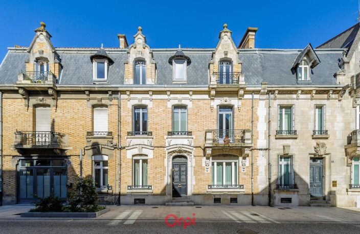 LA ROCHELLE – CENTRE HISTORIQUE – DEMEURE BOURGEOISE DE CARACTÈRE — photo 2
