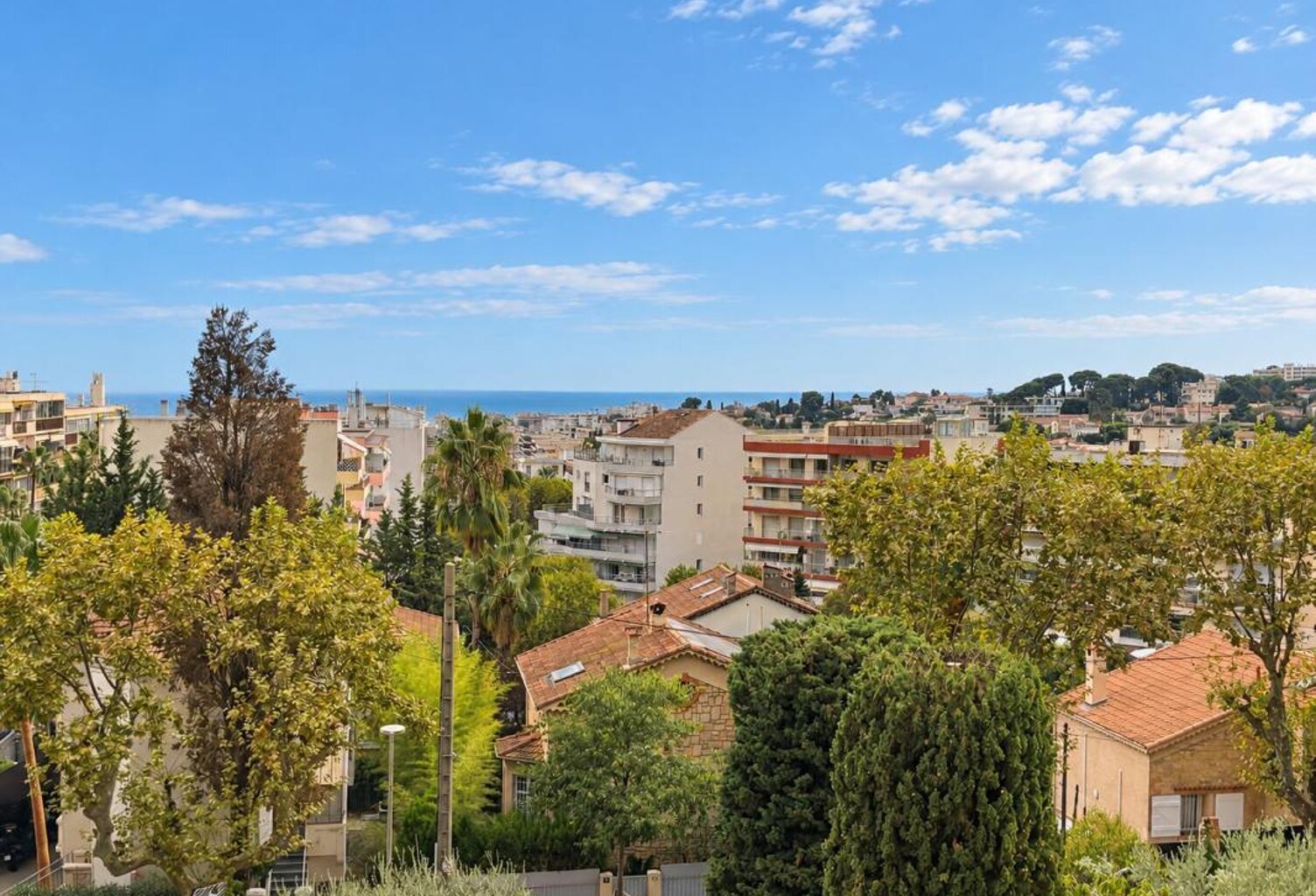 CANNET MAIRIE SPACIEUX 3P 75m2 — photo 1