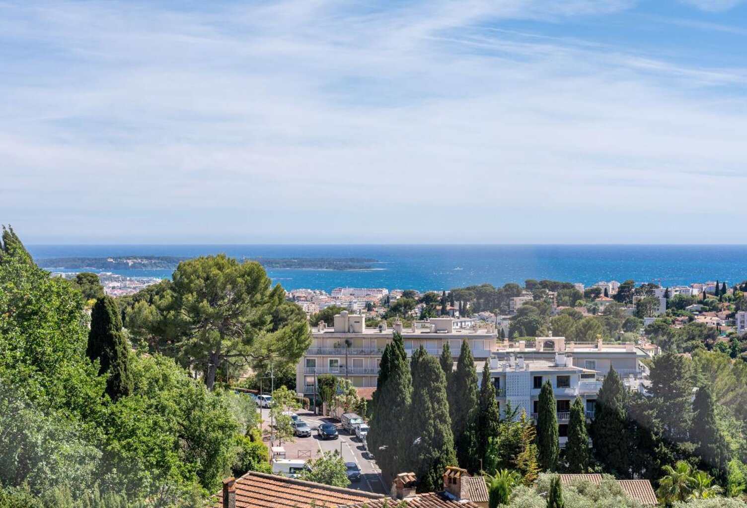 RÉSIDENCE DE STANDING, VUE MER PANORAMIQUE ! PISCINE, TENNIS — photo 1