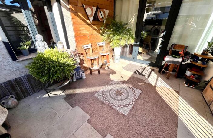 Appartement refait RDC avec terrasse au calme — photo 2