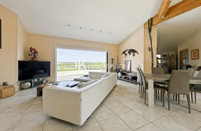 VILLA FAMILIALE T7 AVEC VUE, PISCINE ET GARAGE — photo 4