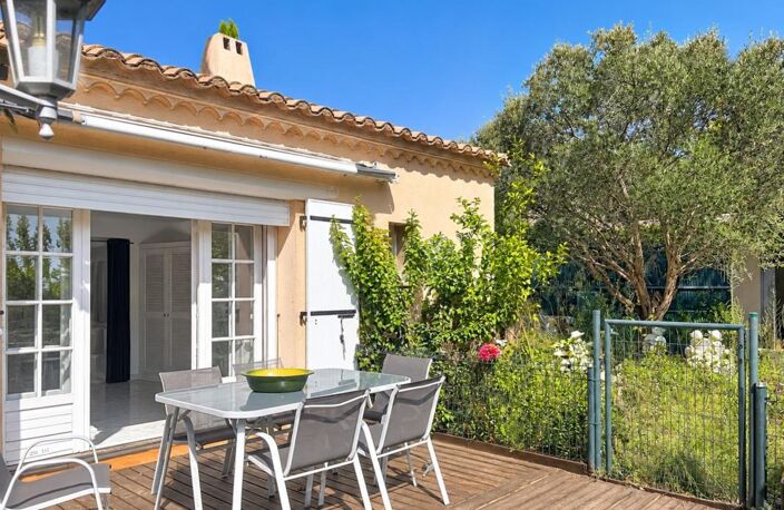 SAINT-CYPRIEN (66750) - MAISON 4 FACES AVEC PISCINE - 588 M² DE TERRAIN - GARAGE ET REMISE - POTENTIEL 3 CHAMBRES – STATIONNEMENT 4 VÉHICULES – PROCHE PLAGES — photo 2