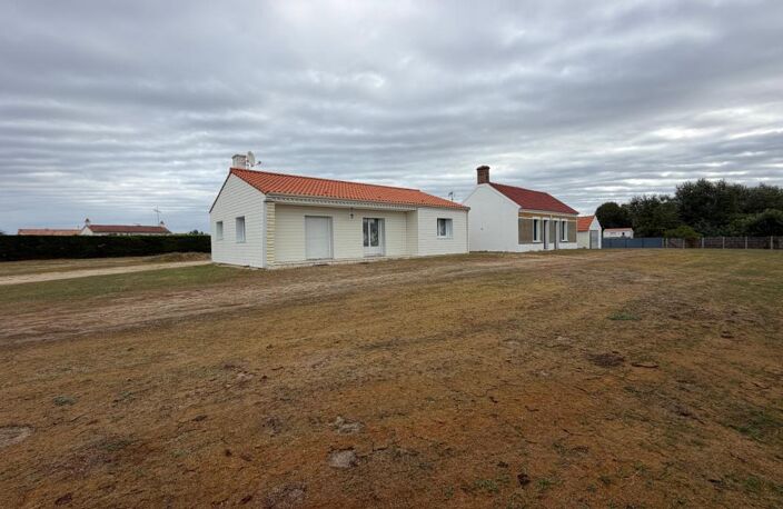 SAINT JEAN DE MONTS 85160 RARISSIME PROPRIETE COMPOSEE DE 2 MAISONS ET DEPENDANCE SUR 6554 M² A BATIR — photo 3