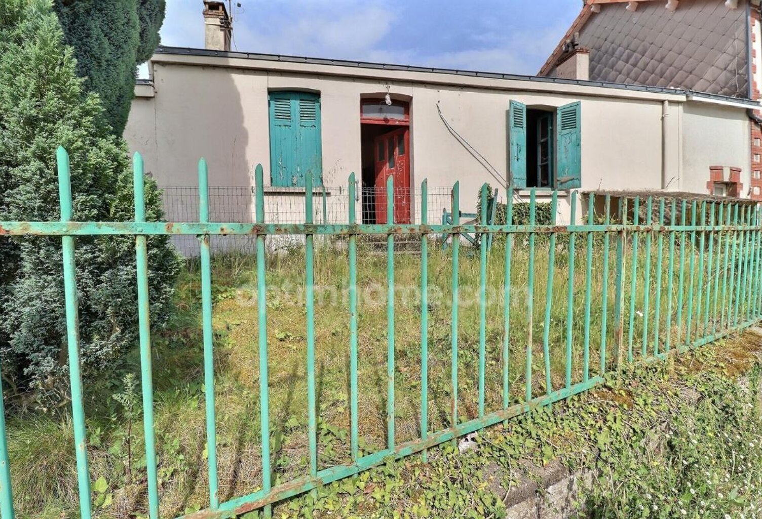 Projet de réhabilitation complète – Maison en pierre 85 m² + cave 27 m² sur parcelle de 430 m² – CeMaison en pierre de plain-pied – 85 m² + cave 27 m² sur terrain de 430 m² – Centre de Port-Saint-Père — photo 1