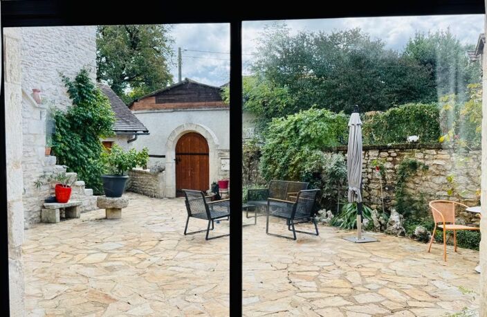 Maison à vendre 6 pièces COULAURES (24) — photo 4