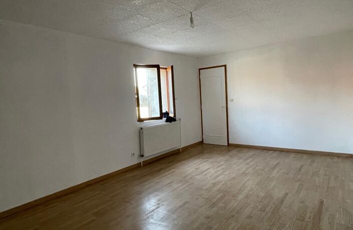 MAISON DE VILLAGE 3 CHAMBRES HABITABLE DE SUITE — photo 4