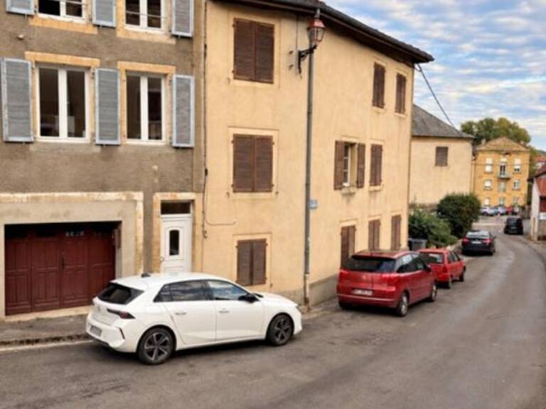 Maison à vendre à Montmédy – 93 m², 3 chambres, garage et terrasse plein sud – Proche Belgique et Luxembourg — photo 1