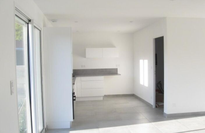 Maison à vendre 4 pièces LEZOUX (63) — photo 2