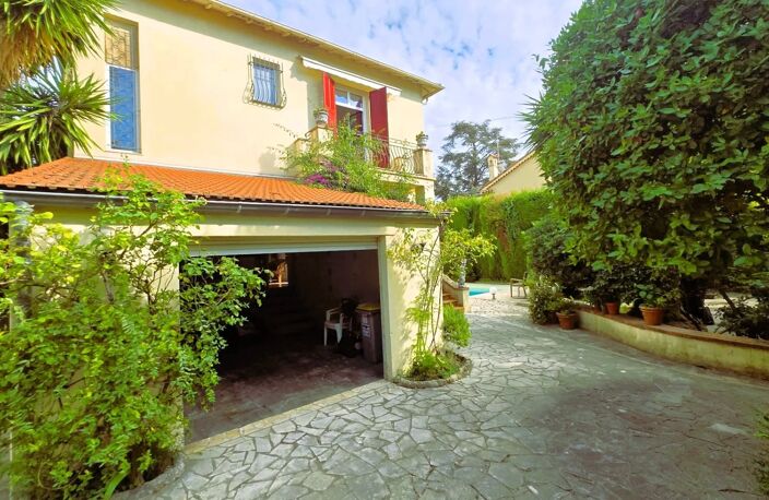 RARE – Villa Bourgeoise - Piscine - Chambrun - Garage — photo 3