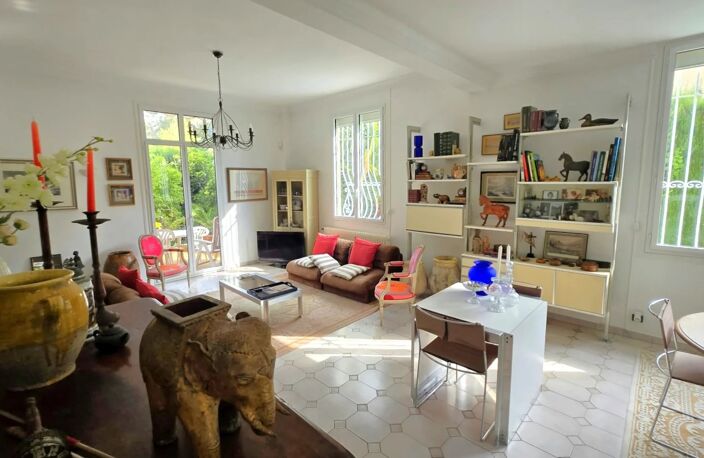 RARE – Villa Bourgeoise - Piscine - Chambrun - Garage — photo 5