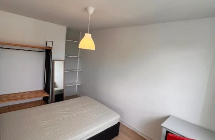 T4 — photo 4