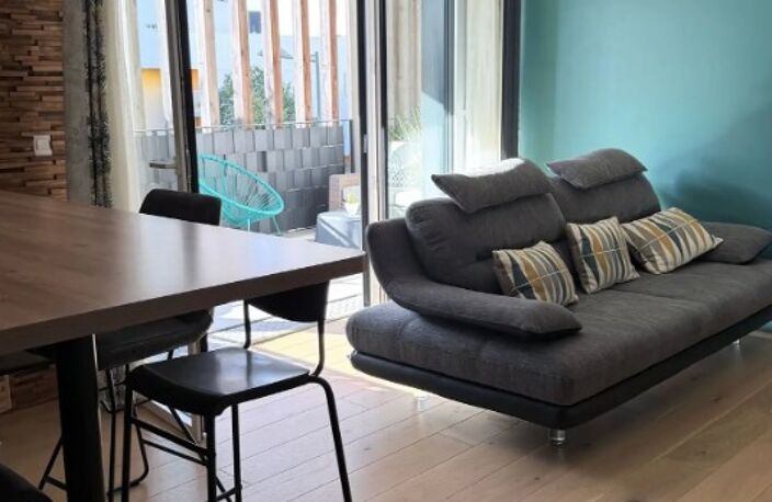 T3 — photo 2