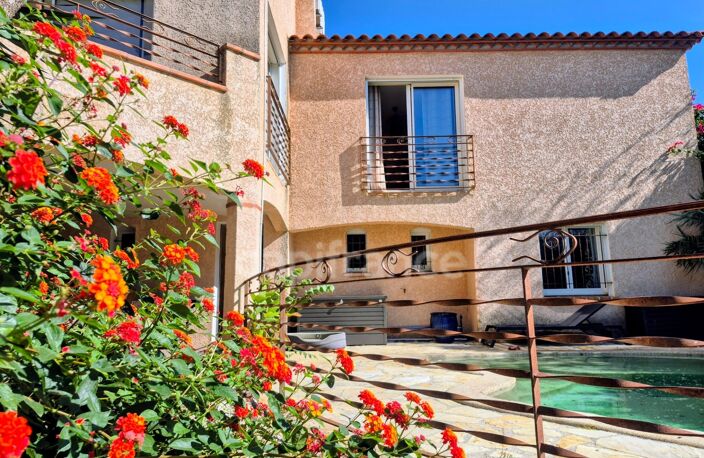 PERPIGNAN | VILLA DE CARACTÈRE DE 194 M² AVEC SÉJOUR CATHÉDRALE, JARDIN ARBORÉ DE 1 119 M² ET PISCINE — photo 2