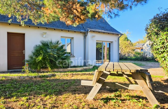 À 25 minutes de Tours, pavillon familial avec piscine et vue sur la campagne — photo 2