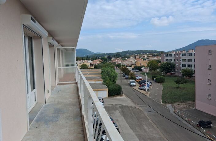 Appartement de 74m2 à louer sur Le Pradet — photo 5