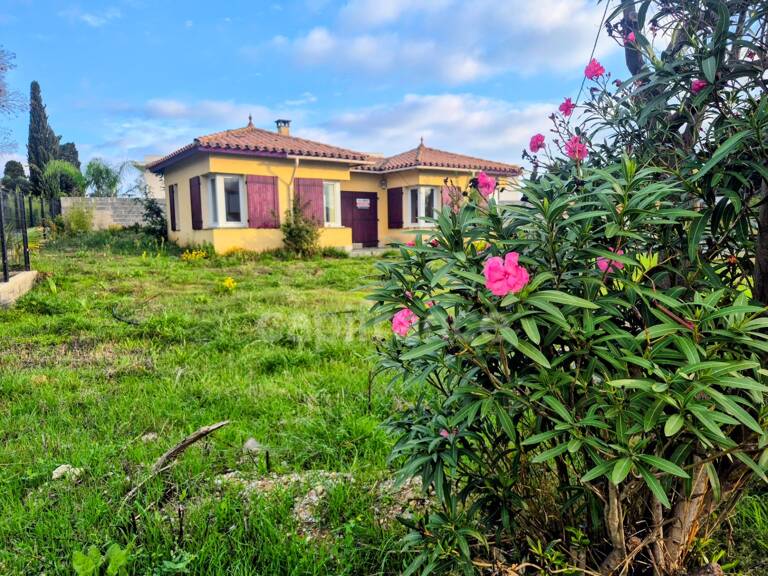 Terrain de 705 m² avec villa atypique et potentiel d’extension - St Nazaire 66 — photo 1