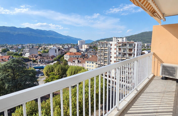Appartement (73)AIX-LES-BAINS CENTRE-VILLE – APPARTEMENT 81,45 m² – 2 CHAMBRES – GARAGE ET CAVE — photo 3